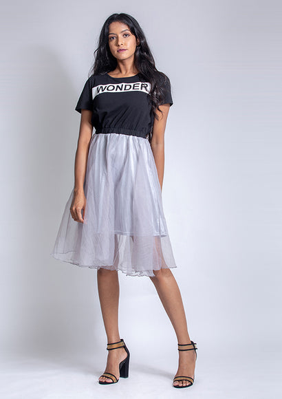 Wonder dress - Color Theory