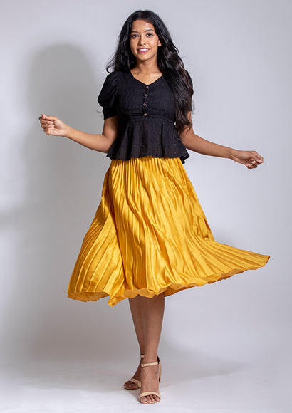 Bella Top - Color Theory