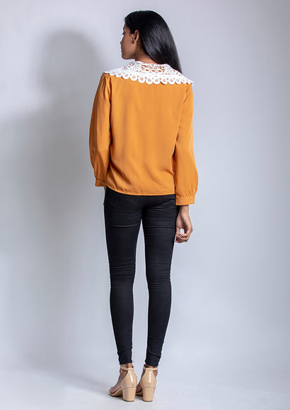 Shirt with Peter Pan Collar - Color Theory